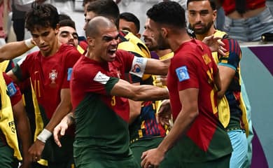 Dicas de domingo: Portugal e Espanha jogam pela classificação à Copa do  Mundo - Lance!