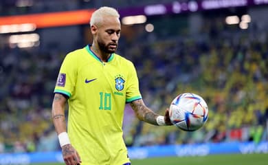 Neymar volta de lesão e é eleito melhor do jogo contra a Coreia do Sul