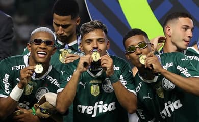 Palmeiras deve aproveitar quatro destaques da base no time profissional -  Lance!