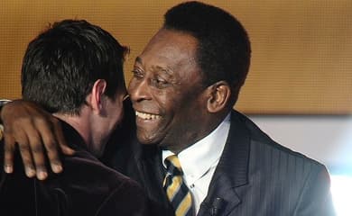 Quantas vezes Pelé foi eleito o melhor jogador do mundo? - Lance!