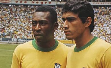 Ídolo do futebol, Pelé revela quem é o melhor jogador da