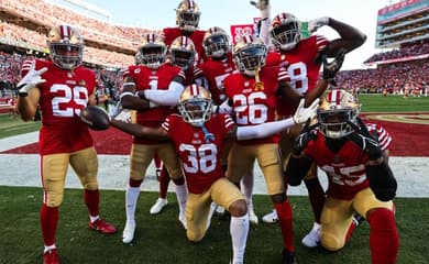 NFL: San Francisco 49ers supera Dallas Cowboys e garante vaga na