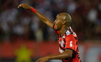 Flamengo tem base 'europeia', enquanto só três jogadores do River