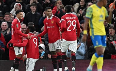 Em alta no Manchester United, Rashford vê renovação emperrar