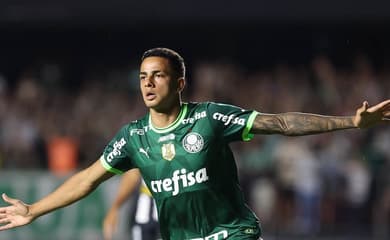 Bahia quer dirigente e atacante do Palmeiras