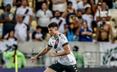 Andrey está entre os 3 jogadores com mais cartões no Brasileiro 2020