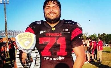 Ex-jogador de futebol americano hoje é atleta de rodeio - Cavalus