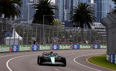 F1: Max Verstappen lidera o primeiro treino livre em Melbourne