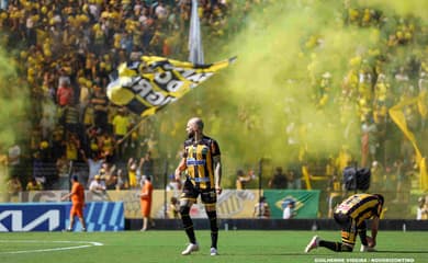 O Água Santa joga qual divisão do Brasileirão?