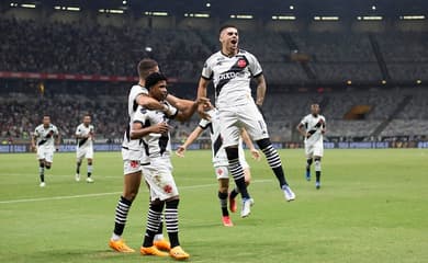 Gabriel Pec é cobiçado por mais um gigante brasileiro; Vasco faz