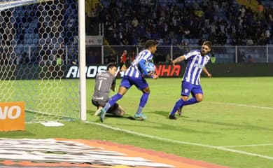 Jogo do Goiás ao vivo: veja onde assistir Chapecoense x Goiás na