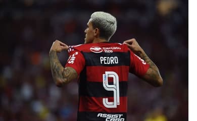 Ídolo do Flamengo aceita proposta, deixa o clube antes do Mundial