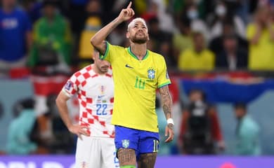 Neymar continua fazendo o que quer na Seleção; empate é péssimo