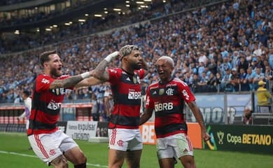 Jornalistas rasgam elogios a titular do Flamengo: 'Um jogo melhor