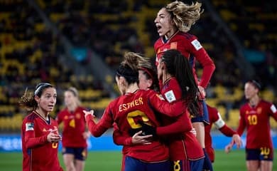 Time feminino da Espanha abre investigação por comportamento