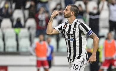 SportsCenterBR - Quando se trata de títulos, a Juventus é a maior da  Itália, torcedor? #ParabénsJuventus