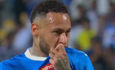 Neymar reage ao rebaixamento do Santos para a Série B do