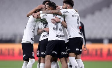 Corinthians fica mais próximo da zona de rebaixamento após empate