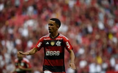 É cria do Mengão, joga na Premier League, e seria reforço do Atlético  Mineiro em 2024