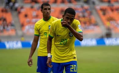 Estêvão faz golaço em vitória do Brasil na Copa do Mundo Sub-17