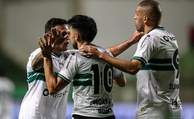 Coritiba perde para o Fluminense e é o segundo rebaixado no