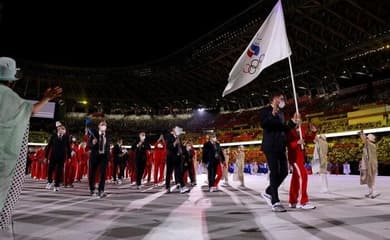 Presidente francês diz que a bandeira russa não tem lugar nas Olimpíadas de  Paris