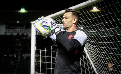 L o Jardim minimiza erros do Vasco na Copa do Brasil e manda