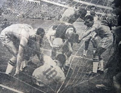 Até hoje o mais novo… Primeiro gol de Pelé em Copas completa 60 anos