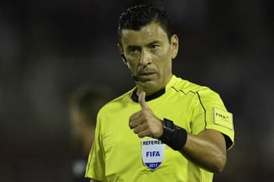 Relembre quando o pôquer causou suspensão de árbitro da Libertadores