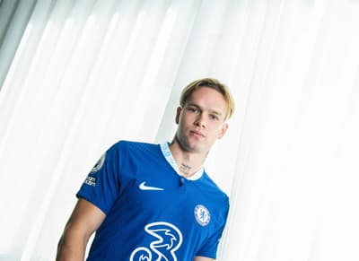 Atacante do Chelsea pode trocar o futebol pelo atletismo; entenda