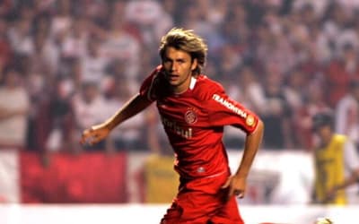 Vasco 2 x 4 Internacional no Brasileirão 2005; rolo compressor em São Januário