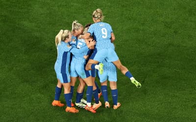 Inglaterra bate Austrália em jogaço e garante vaga na final da Copa do Mundo Feminina