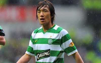 Por onde anda Shunsuke Nakamura, meia especialista em faltas?