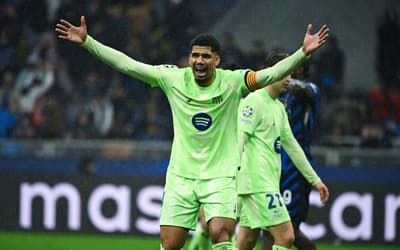 Ronald Araújo discute com jornalista após eliminação: 'Você acha que me faltou força?'