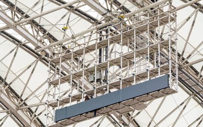 Internacional aproveita férias para trocar telões o Beira-Rio