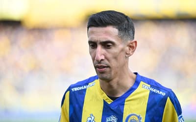 Em sua estreia por clube novo, Di Maria marca, mas se lesiona