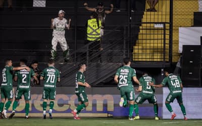 Série B: Chapecoense goleia o Athletic fora; Criciúma vence o Novorizontino e dorme no G-4
