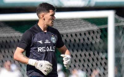 Escalação: Coritiba perde três titulares para enfrentar o Operário-PR