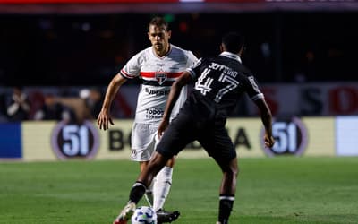 Como a passagem pela Atalanta ajudou Tolói a se adaptar rapidamente ao São Paulo?