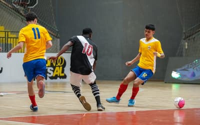 Gigantes do futsal estreiam com goleadas na Copa Mundo do Futsal Sub-19