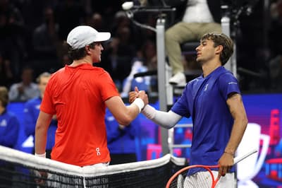 João Fonseca vence na estreia da Laver Cup; veja imagens