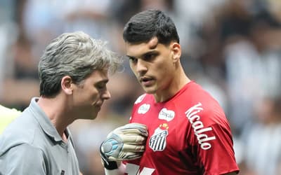 Santos explica protocolo de atendimento a Gabriel Brazão após choque de cabeça