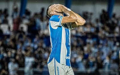 Três jogadores do Londrina denunciam tentativa de manipulação em jogo da Série C