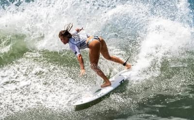 Sophia Medina e Laura Raupp vão para a terceira rodada do ISA Games 2025