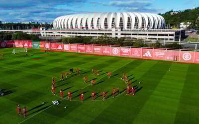 Internacional sofre invasão no CT em meio à crise na temporada
