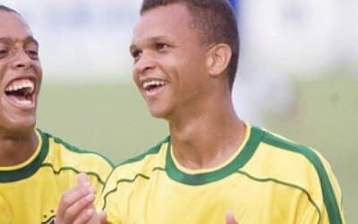 Por onde anda Warley, ex-atacante de Grêmio e Palmeiras?