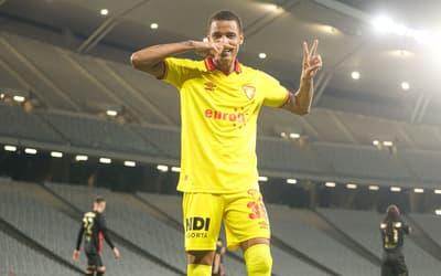 Ex-Botafogo, atacante brilha em início no futebol da Turquia