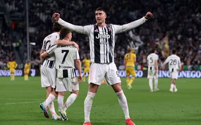 Bayern mira atacante que ficará livre no mercado em 2026