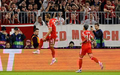 Harry Kane marcou duas vezes na vitória do Bayern de Munique por 3 a 1, contra o Chelsea, pela Champions League (Foto: Alexandra BEIER / AFP)