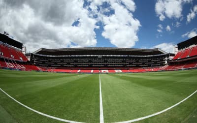 Quito segue como pesadelo: LDU domina times brasileiros na altitude